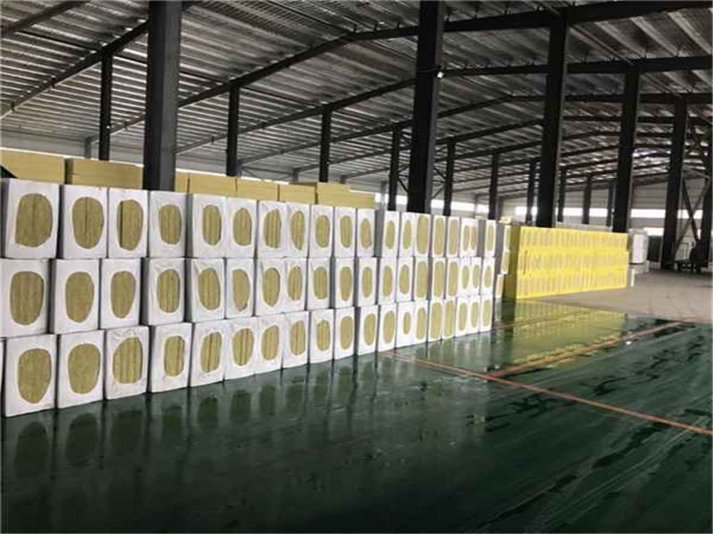 張家口外墻保溫巖棉板供應(yīng)商