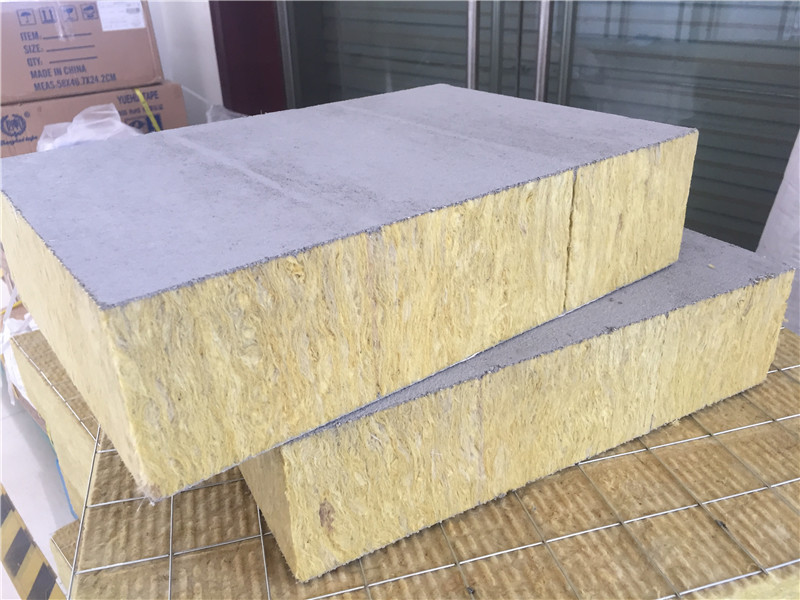 無極縣瑞建巖棉復(fù)合板廠家